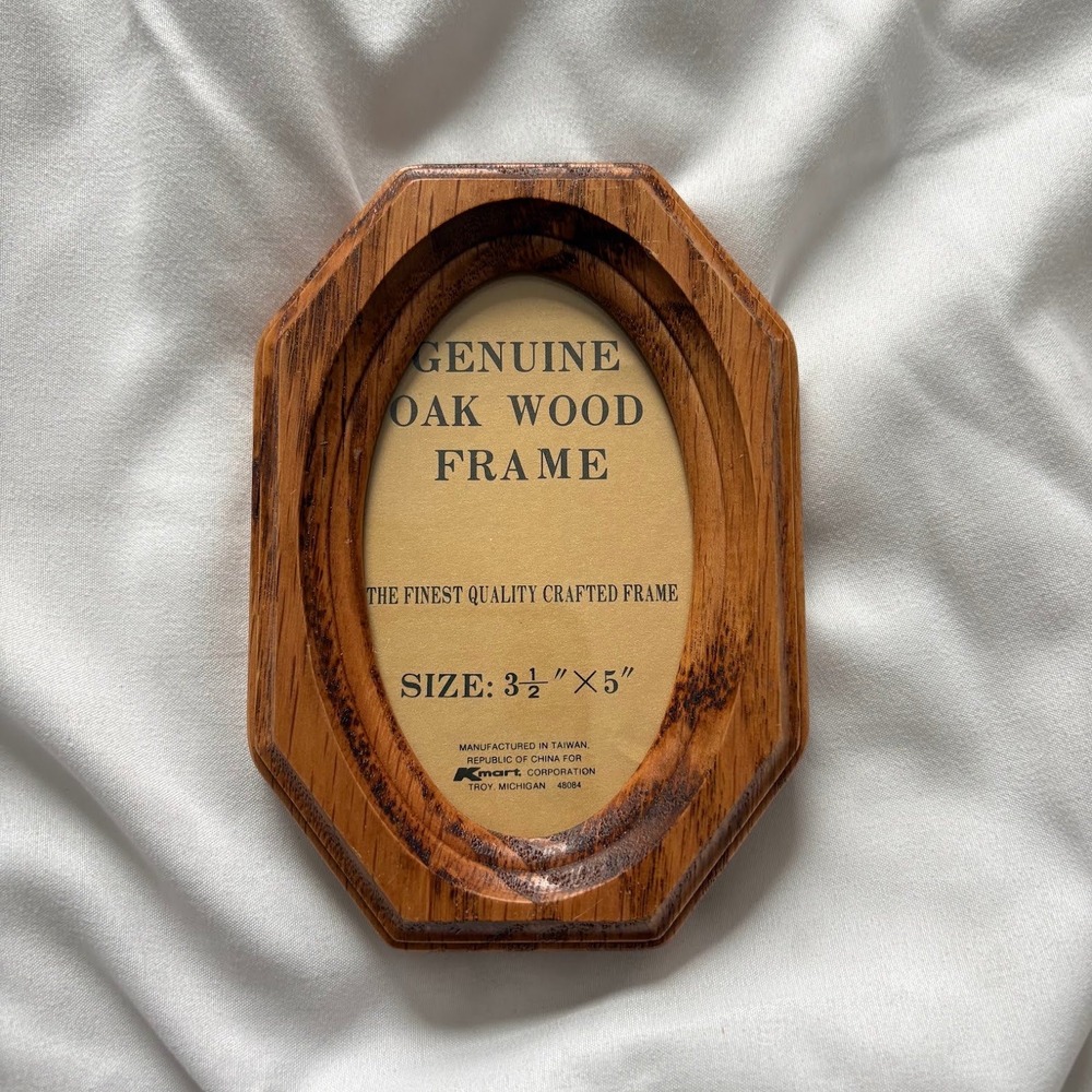 Vintage Kmart Genuine Oak Wood Picture Frame Octagon Oval 3.5x5 Small Brown